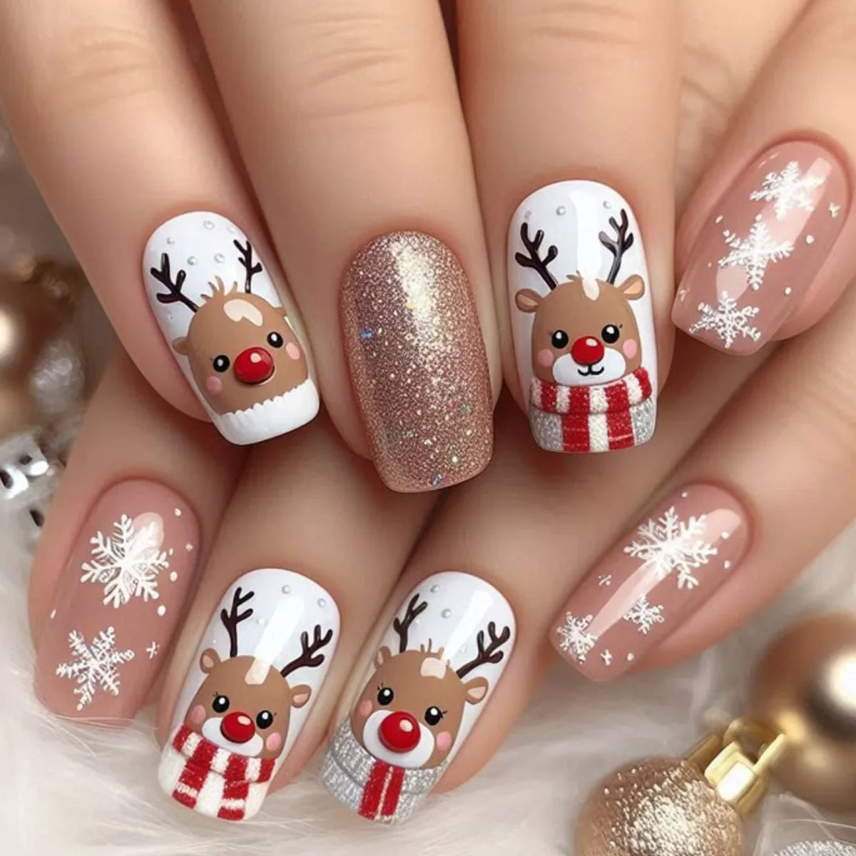 Green Christmas Press on Nails Snowman Santa Claus Print Fake Nails for Women Wearable Winter Christmas False Nails
