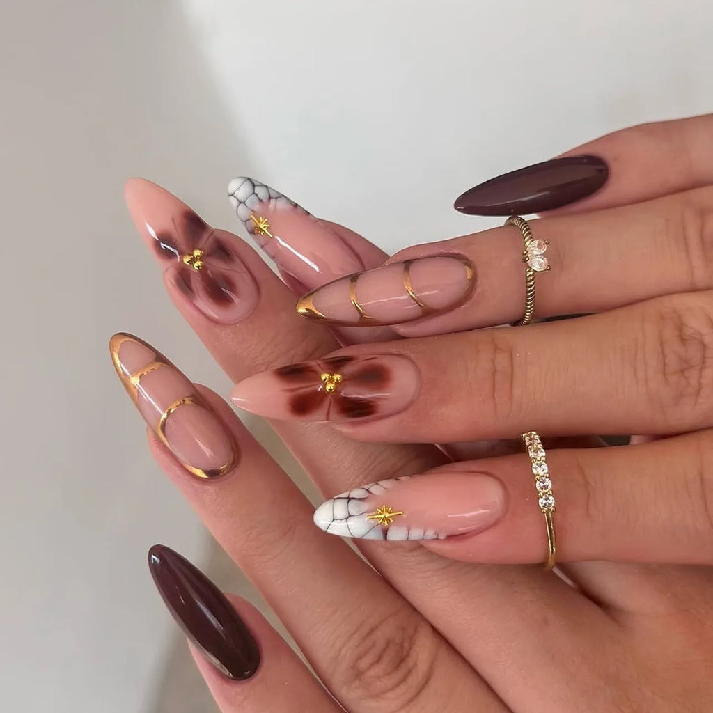 Maillard Leopard Pearl Flower Nails detail