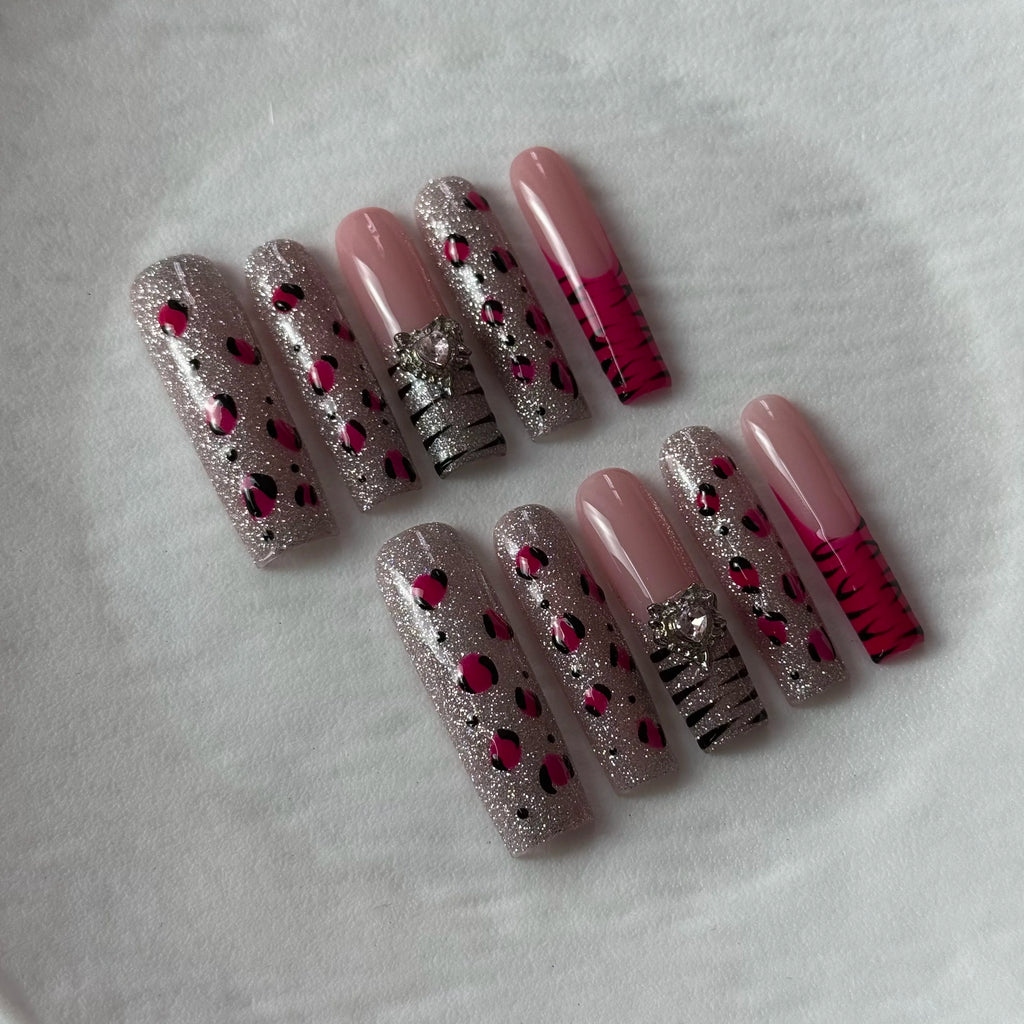 10pcs high-end Sweet and cool style, hand-painted leopard print, zebra print, sparkling cat eyes, three-dimensional heart